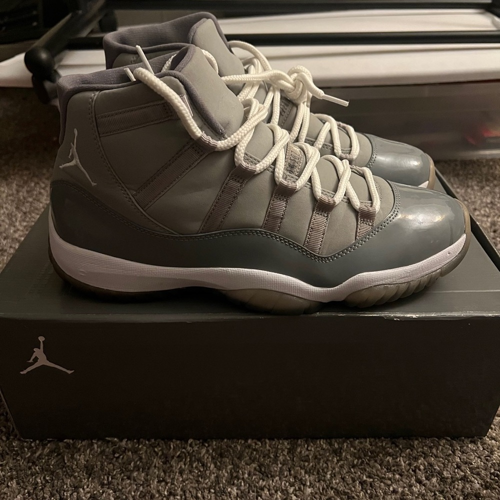 Jordan retro 11 cool grey